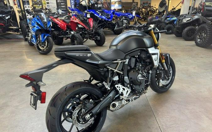 2026 Suzuki GSX800TRQM6