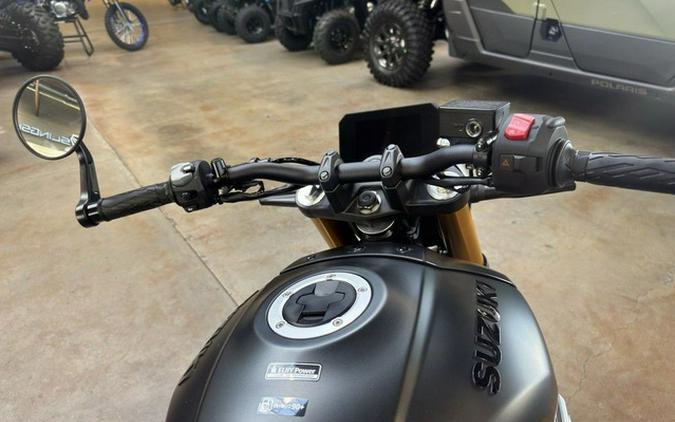 2026 Suzuki GSX800TRQM6