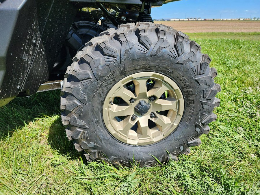 2025 Can-Am DEFENDER LIMITED CAB HD10