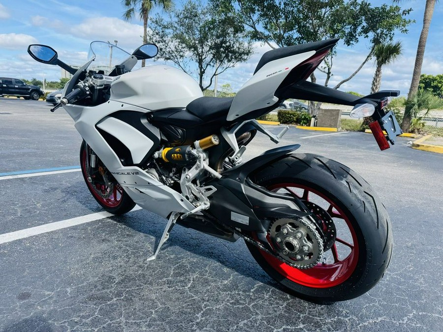 2022 Ducati Panigale V2 White Rosso Livery