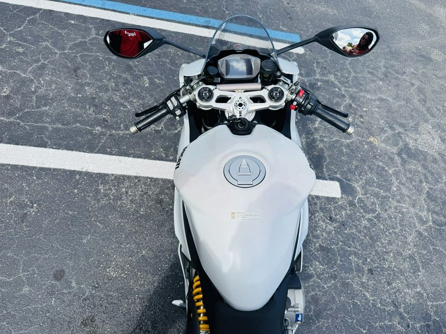2022 Ducati Panigale V2 White Rosso Livery