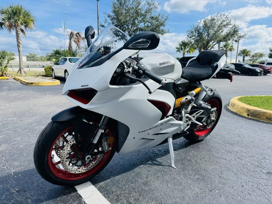 2022 Ducati Panigale V2 White Rosso Livery