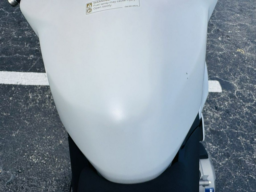 2022 Ducati Panigale V2 White Rosso Livery