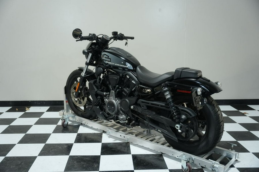 RH975 2022 Nightster™