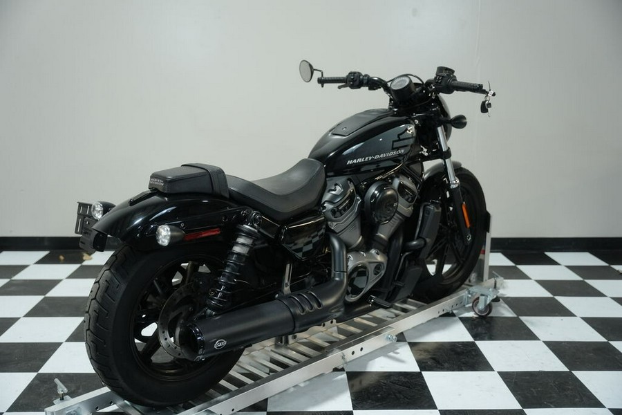 RH975 2022 Nightster™