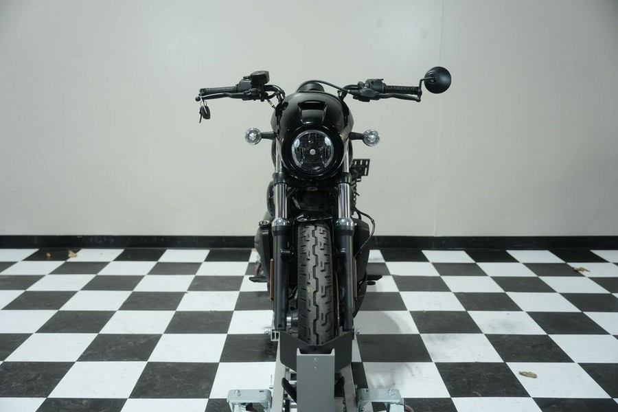 RH975 2022 Nightster™