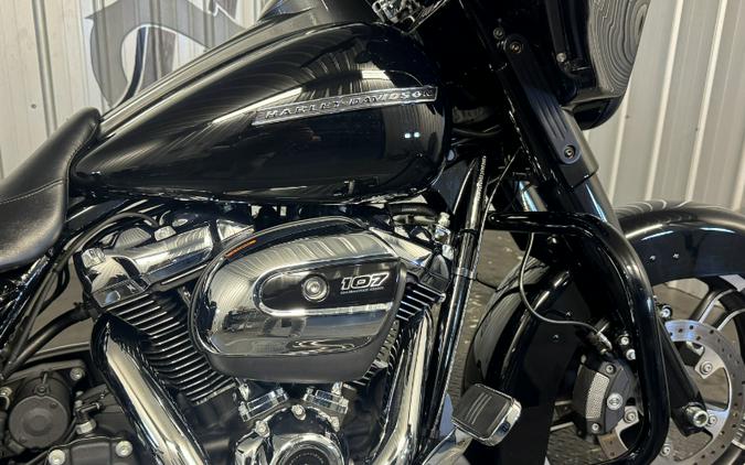 2017 Harley-Davidson STREET GLIDE SPECIAL