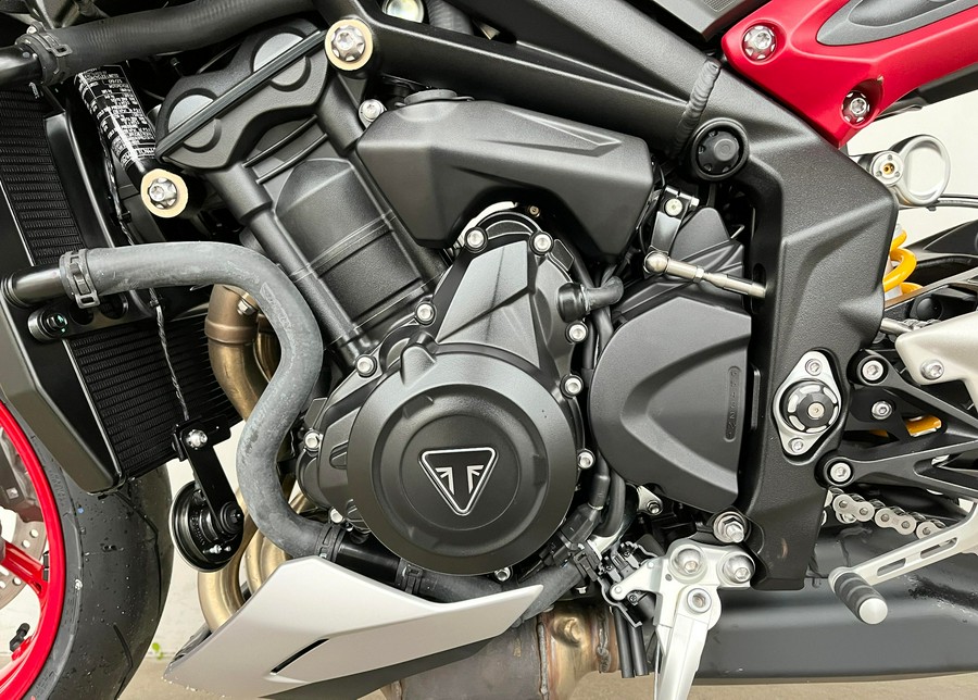 2026 Triumph STREET TRIPLE 765RX