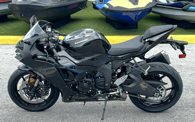 2027 Kawasaki Ninja ZX-6R ABS