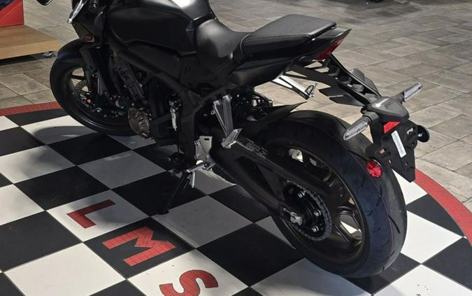 2026 Honda® CB650R E-Clutch