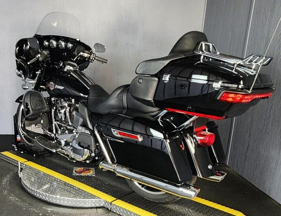 2023 Harley-Davidson Ultra Limited FLHTK BLACK