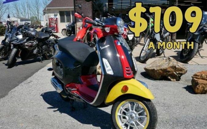 2023 Vespa Primavera 150 Disney Mickey Mouse Edition