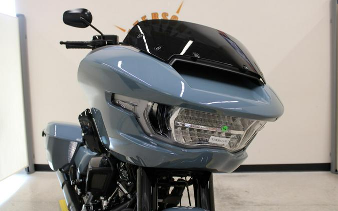 FLTRX 2024 Road Glide™