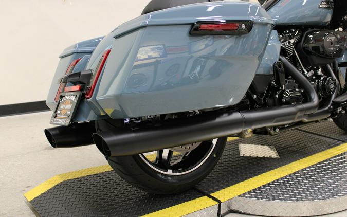 FLTRX 2024 Road Glide™