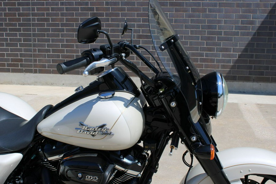 2023 Harley-Davidson® FLRT - Freewheeler®