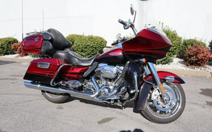 2011 Harley-Davidson CVO™ Road Glide® Ultra