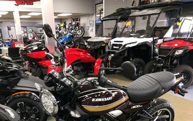 2025 Kawasaki Z900RS ABS