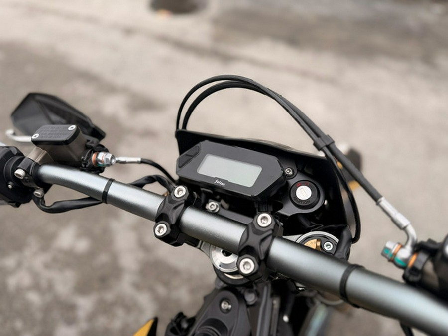 2025 Surron ULTRA BEE T NA