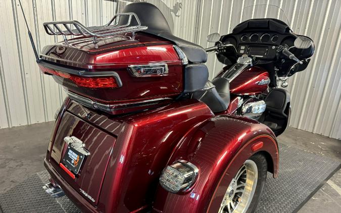 2017 Harley-Davidson TRI GLIDE ULTRA CLASSIC