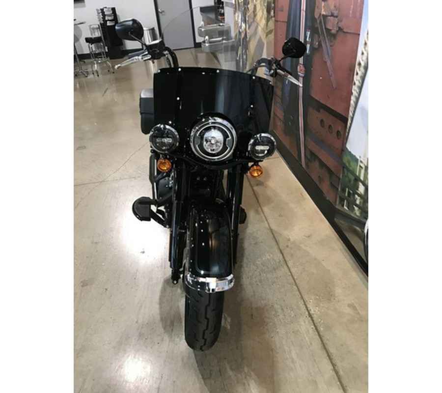 2024 Harley-Davidson Softail FLHCS - Heritage Classic