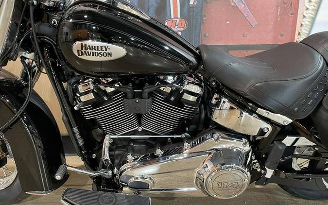 2024 Harley-Davidson Softail FLHCS - Heritage Classic