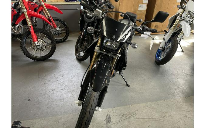 2024 Suzuki DR-Z400SMM4