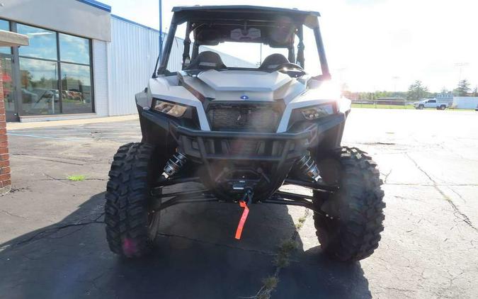 2024 Polaris® General XP 4 1000 Ultimate