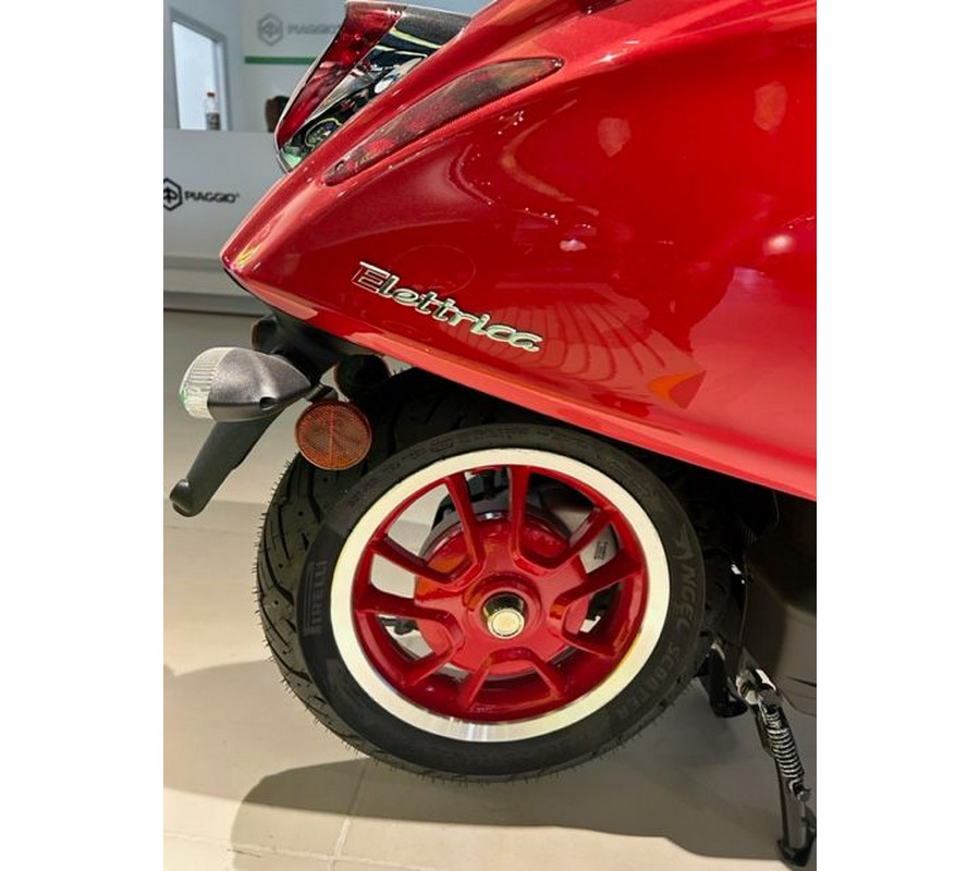 2023 Vespa Elettrica Red 70