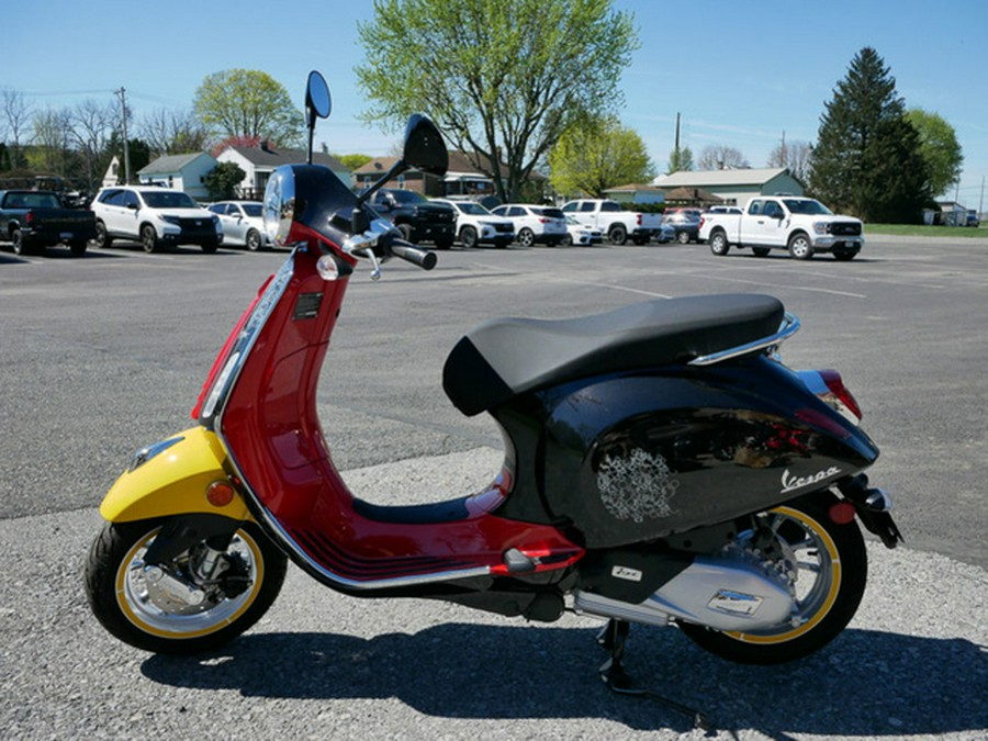 2023 Vespa Primavera 150 Disney Mickey Mouse Edition