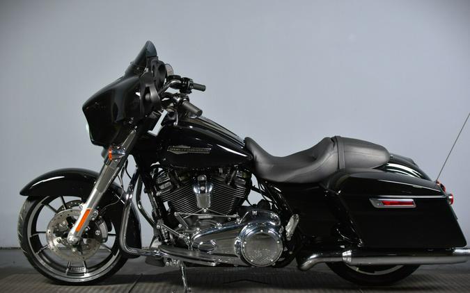 2023 Harley-Davidson Street Glide