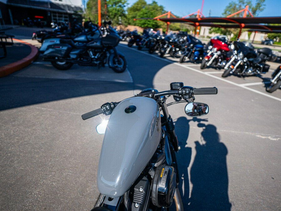 2022 Iron 883 XL 883N