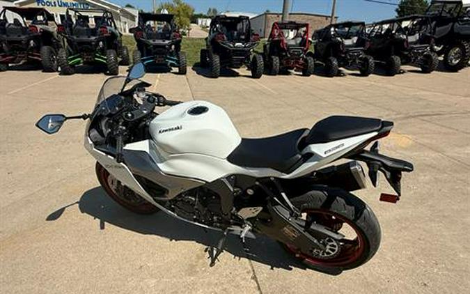 2025 Kawasaki Ninja® ZX™-6R