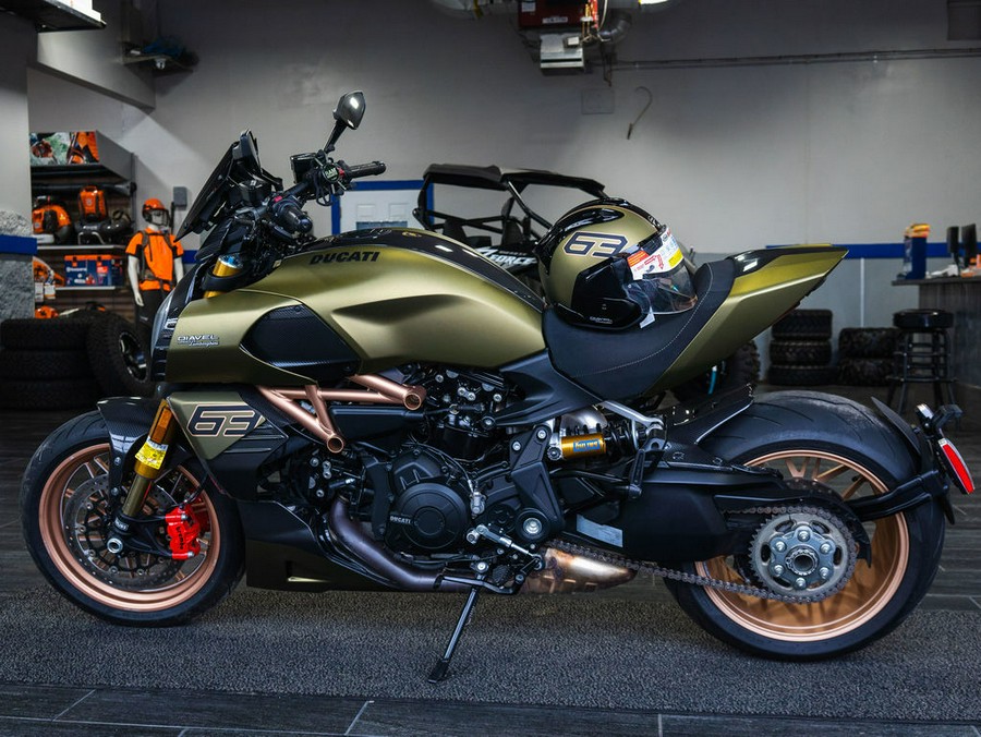 2021 Ducati Diavel 1260 Lamborghini Gea Green