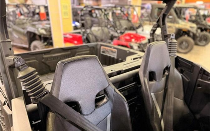 2026 Can-Am Commander MAX XT 700