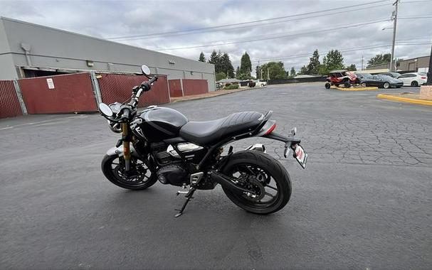2025 Triumph Speed 400 Phantom Black / Storm Grey