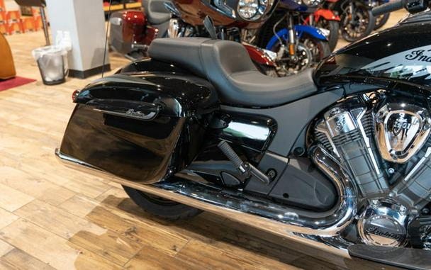 2023 Indian Motorcycle® Challenger® Black Metallic