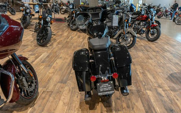 2023 Indian Motorcycle® Challenger® Black Metallic