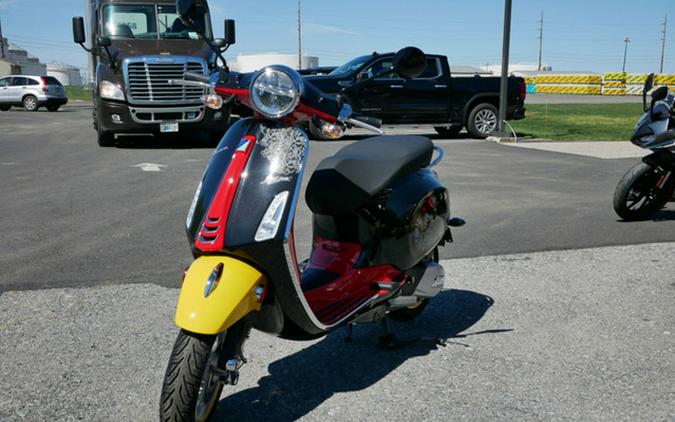 2023 Vespa Primavera 150 Disney Mickey Mouse Edition