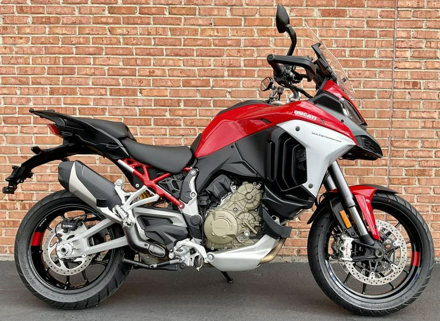 2023 Ducati Multistrada V4S Travel & Radar