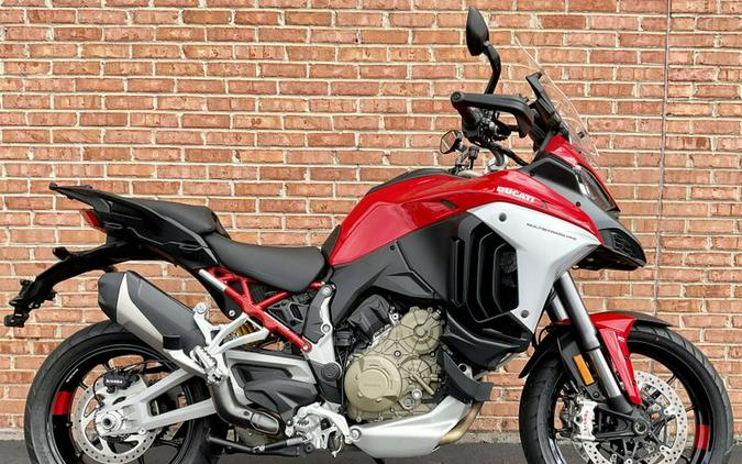 2023 Ducati Multistrada V4S Travel & Radar