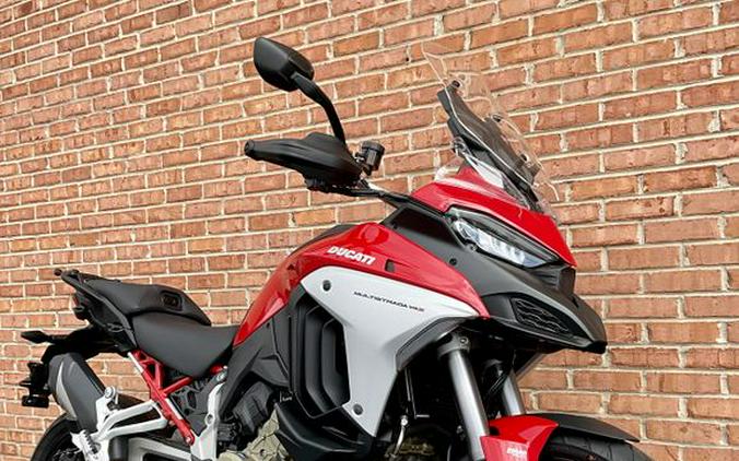 2023 Ducati Multistrada V4S Travel & Radar