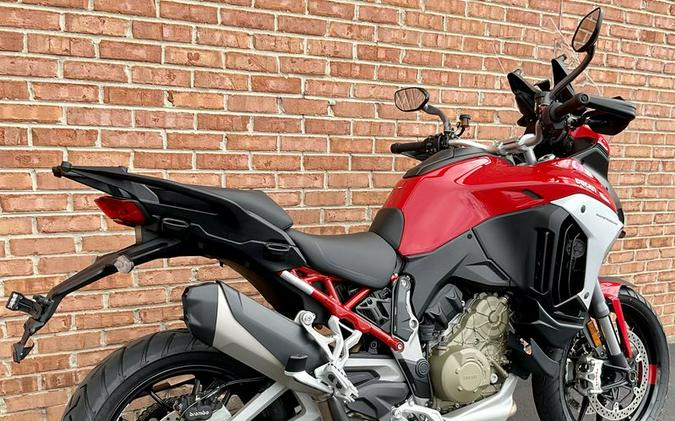 2023 Ducati Multistrada V4S Travel & Radar