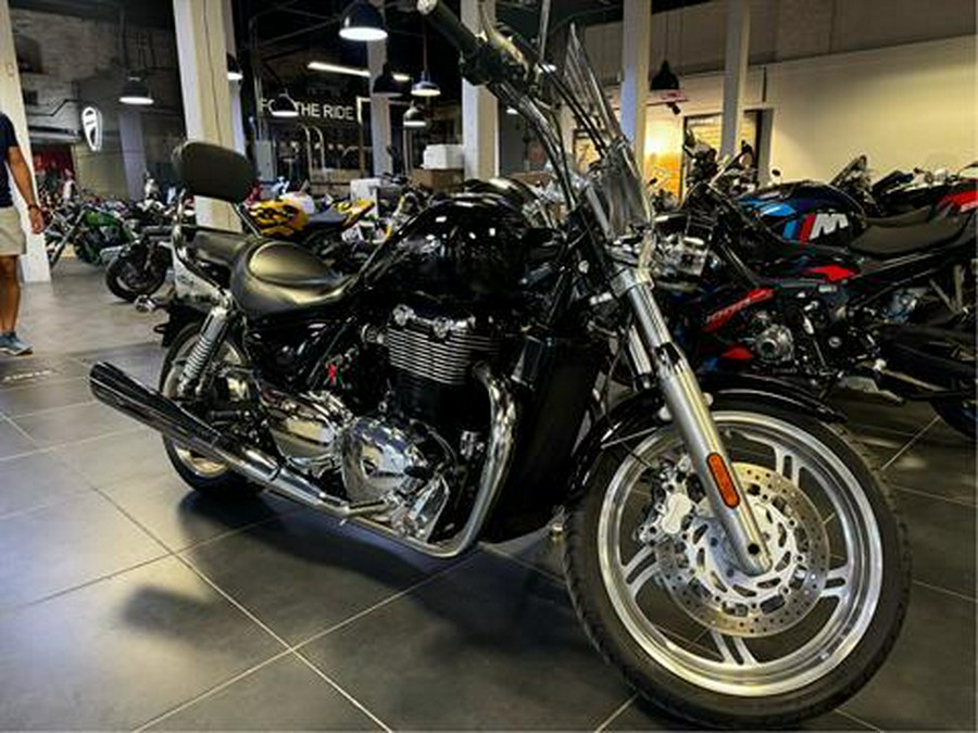 2010 Triumph Thunderbird