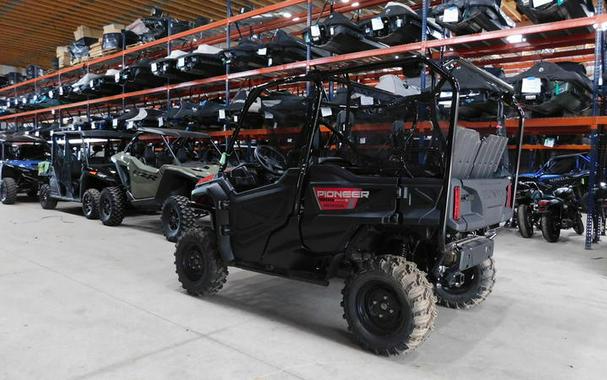 2025 Honda® Pioneer 1000-5