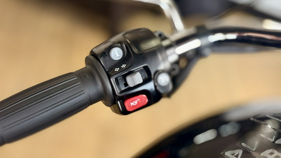 2025 Triumph Bonneville Speedmaster