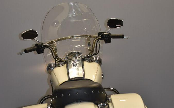 2015 Harley-Davidson Road King Classic