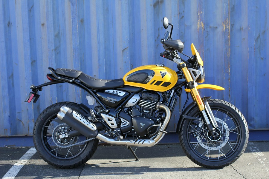 2026 Triumph Scrambler 400 XC