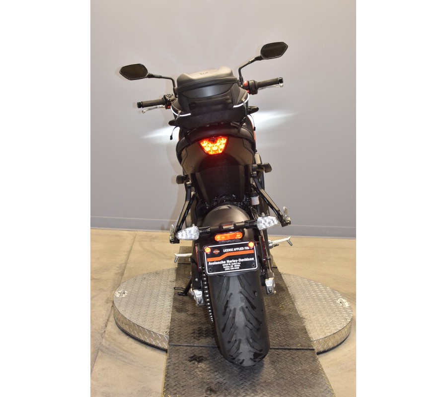 2023 Triumph Trident 660 Silver Ice Diablo Red