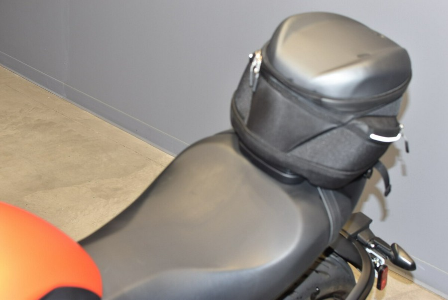 2023 Triumph Trident 660 Silver Ice Diablo Red