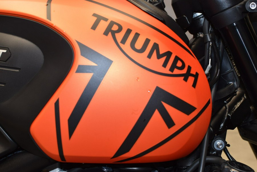 2023 Triumph Trident 660 Silver Ice Diablo Red